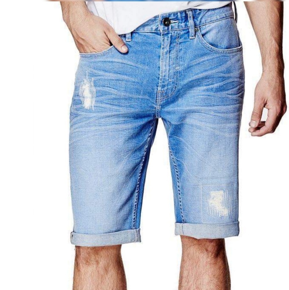 NWT GUESS Regular Stray Modern Fit Denim Shorts 28